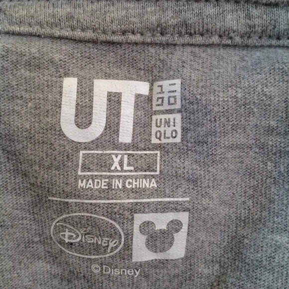 Uniqlo Disney Collections Mickey Project 100 Pepperoni Pizza Women XL Top Casual - Picture 6 of 8